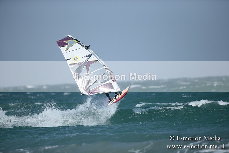 WS 020413-41 - Windsurfing