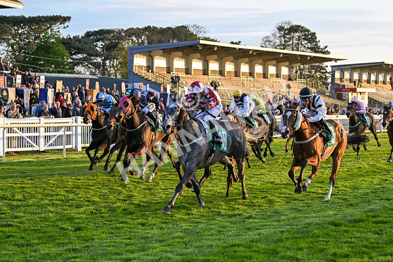 200424-Race 8-Hombre-7452 - Race 8