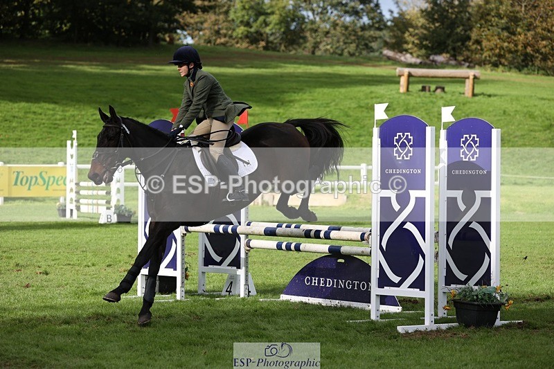 231022-140600-28049 - 472-SIR.LARRY.II-Alice.Wharton-TrotUp+SJ