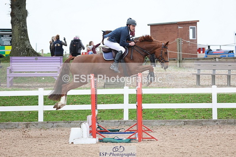 241101A-132249-02063 - FRI Cls 6 Foxhunter and 1.20m Open