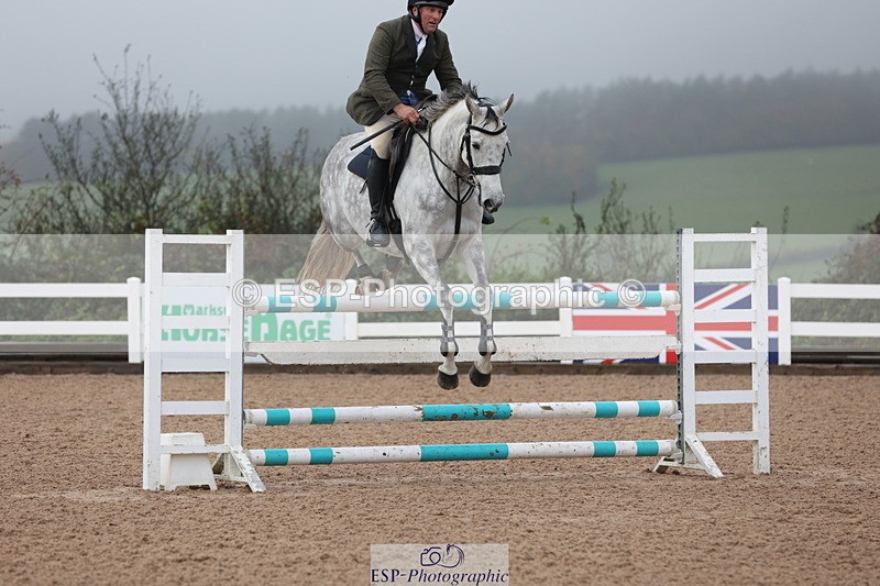 231112A-131851-04391 - Cls 20 Newcomers & 1.10m Open