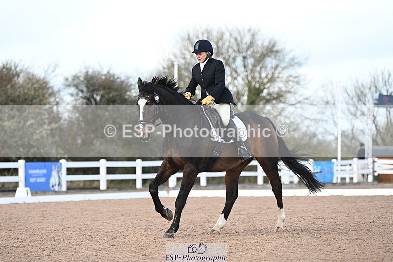 240323A-133111-03121 - UnA Medium 71