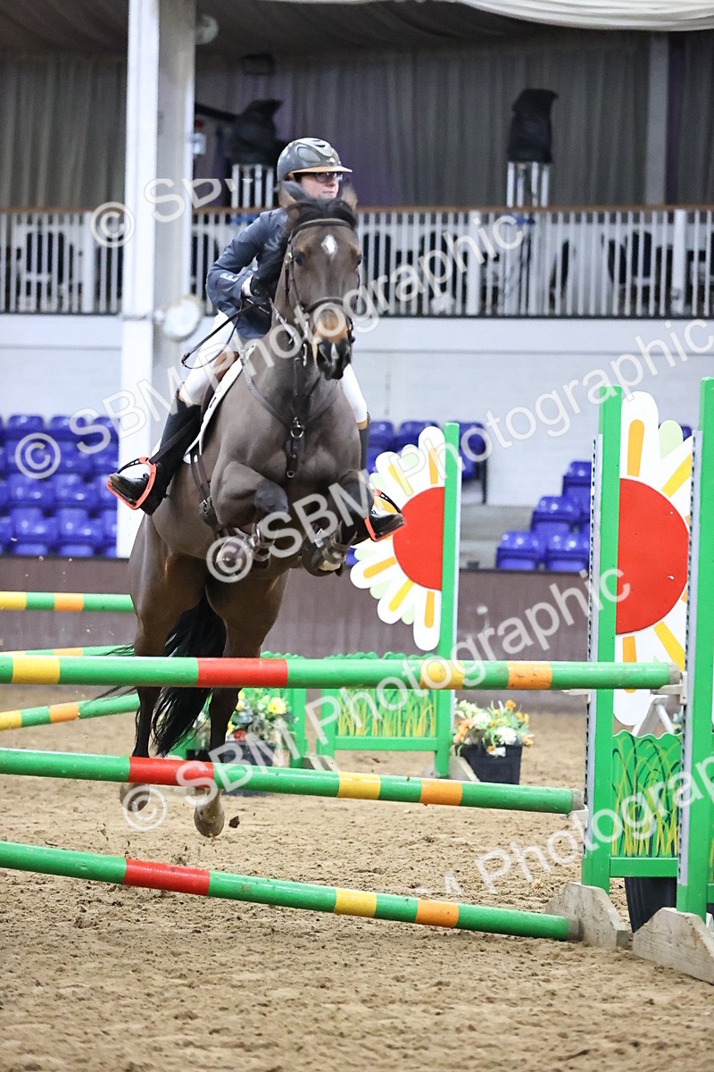 SBM_2039 - Class 8 - Nupafeed Supplements Senior Discovery/ 1m Open