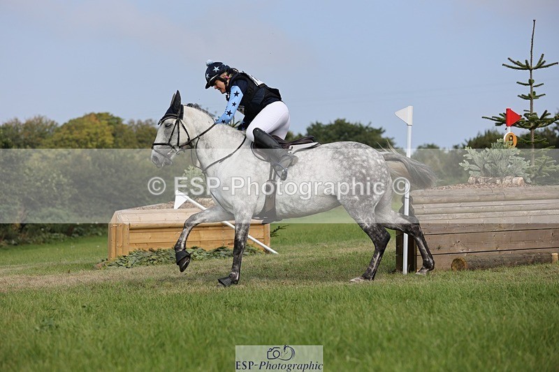 240831A-105117-00940 - 102-Kate.Darby-CLOROGUE.FLIGHT