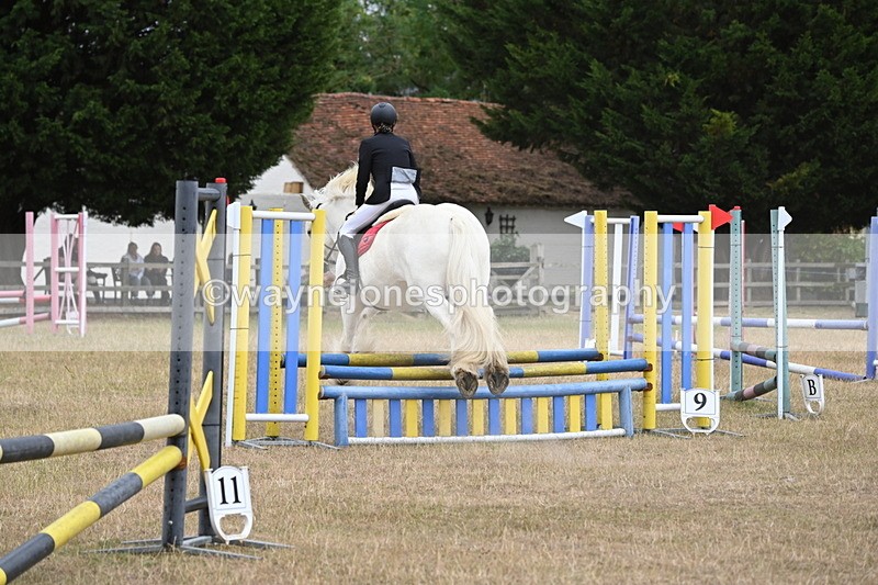 WJ6_0878 - Class 14 Intermediate Jumping 75cm