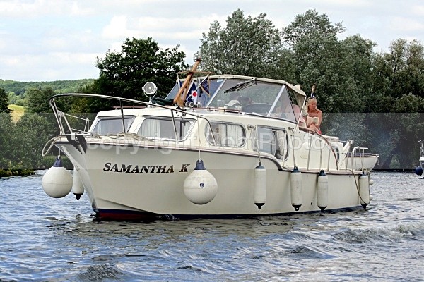090704 SAMANTHA K IMG_0983 - HENLEY REGATTA  SATURDAY 4th JULY 2009