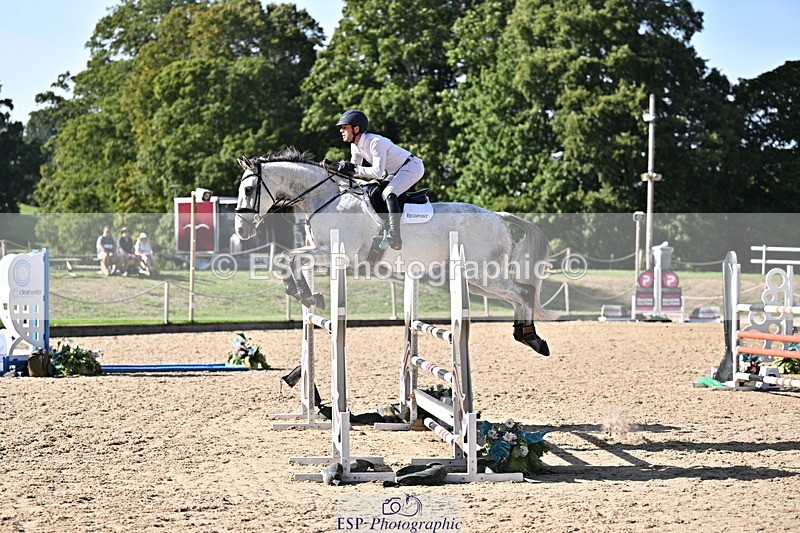260906A-160445-04556 - Cls 24 Snr Foxhunter