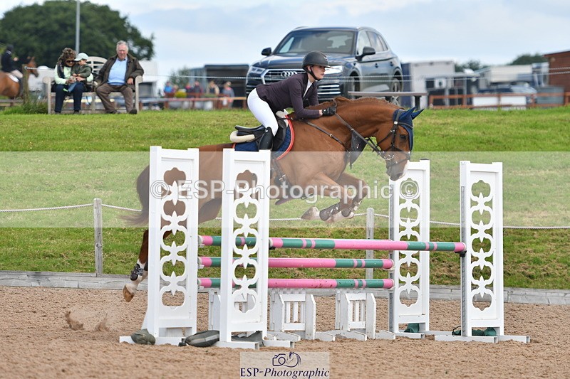 240609A-112621-04563 - Cls 17 Snr 1.05m Open