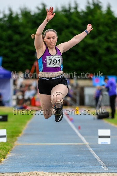 Sen25SAT-926286 - Field Female Set Two