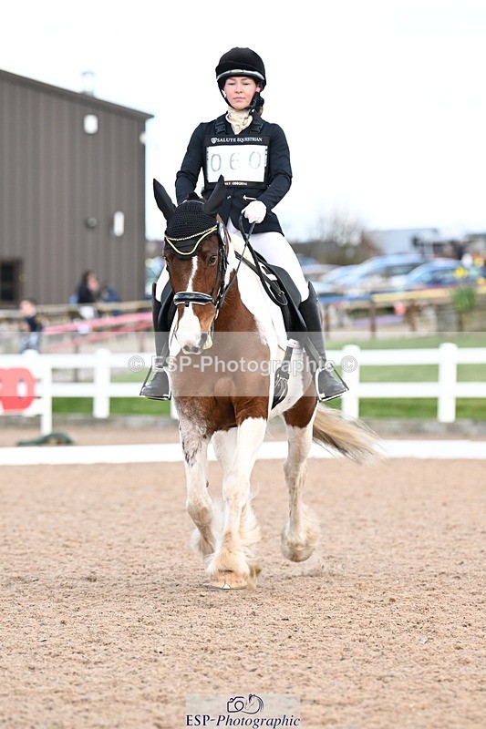 240324A-130906-02810 - Novice 27, 12.30 to 13.50