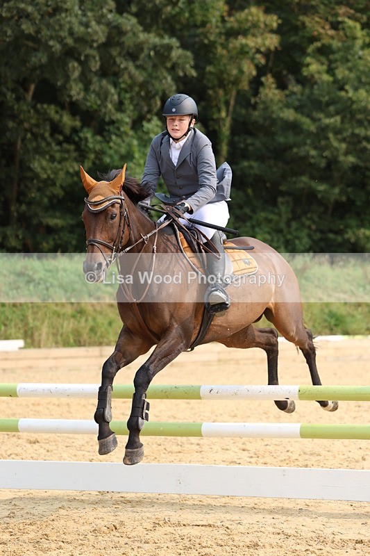 3E7A2999 - Class 12: Junior 80cm