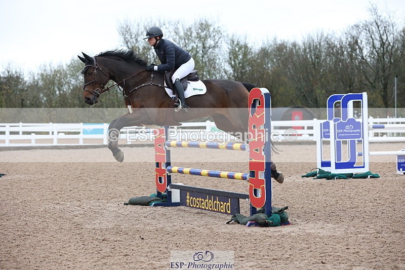 231112A-140044-04778 - Cls 20 Newcomers & 1.10m Open