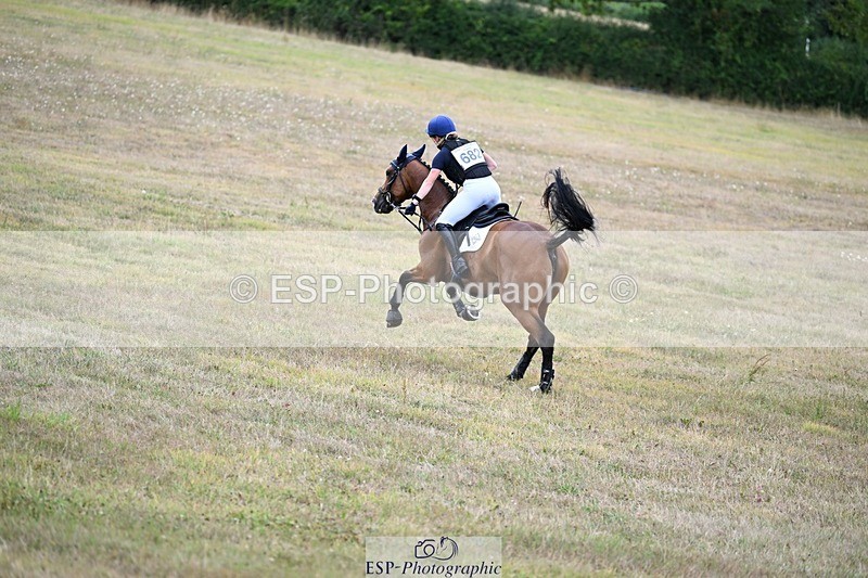 250803A-153841-16324 - O-682-Millie.Juleff-HERONA.CZ.Z