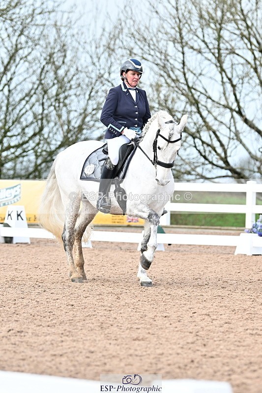 240218A-131043-07567 - 120-PAULA.LEE-Deseado.Santo