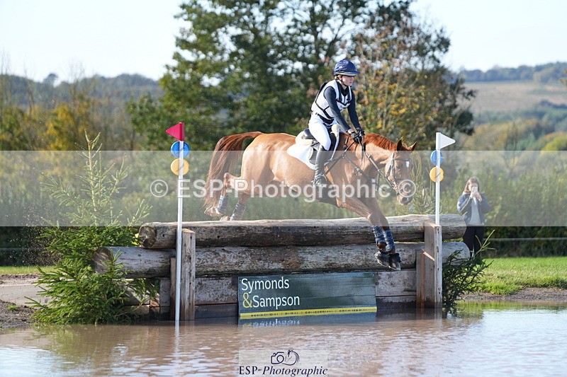 251024A-122113-08731 - B-127-Jessica.McCaldin