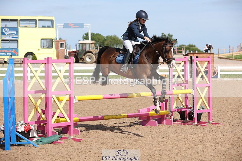 240629A-171537-08310 - Cls 13 Stepping Stones 128cm + 138cm