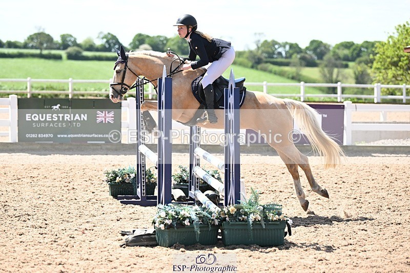 250504-120544-03088 - Cls 17+18 Club and Schools 80cm