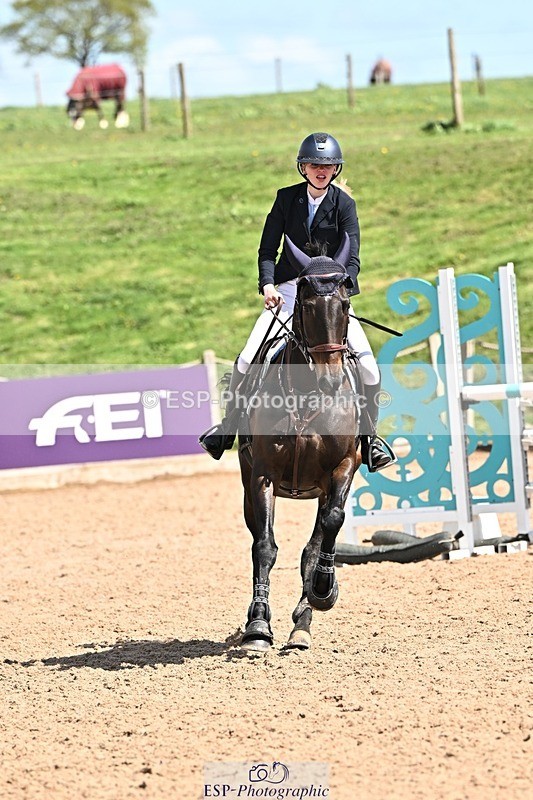 250416-132140-01035 - Cls 4 Newcomers and 1.10m