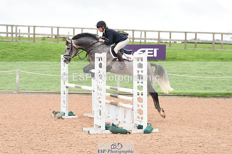 230927A-213946-00212 - Cls 3 Snr 1.05m Open