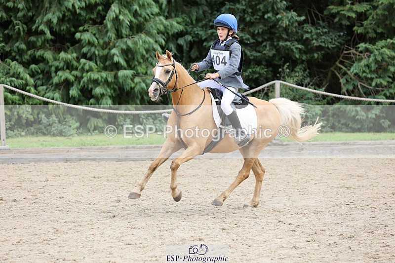 240823X-143323-18475 - 70cm R1 13.45 to 15.30