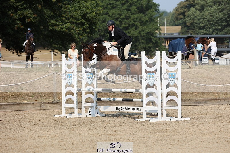 250816A-104035-00799 - Cls 3 Snr British Novice