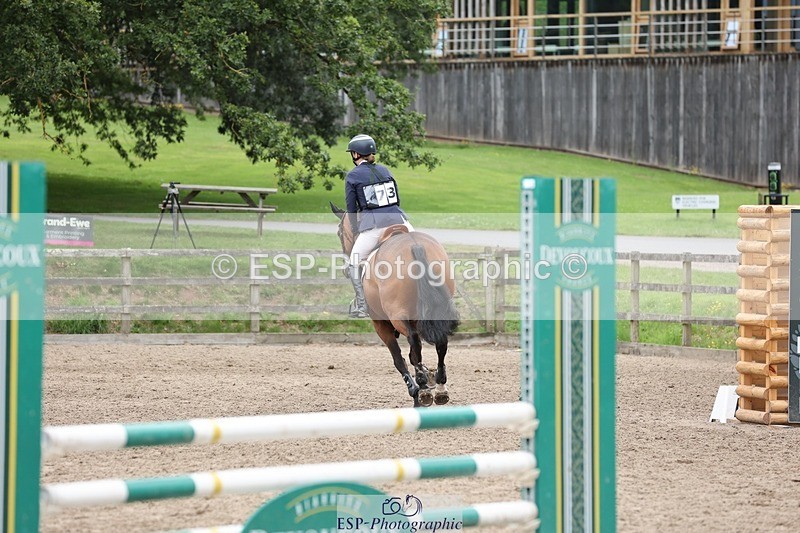 240803-111754-02252 - 073-Keara_Schmidt-CALLISTA_DIAMOND