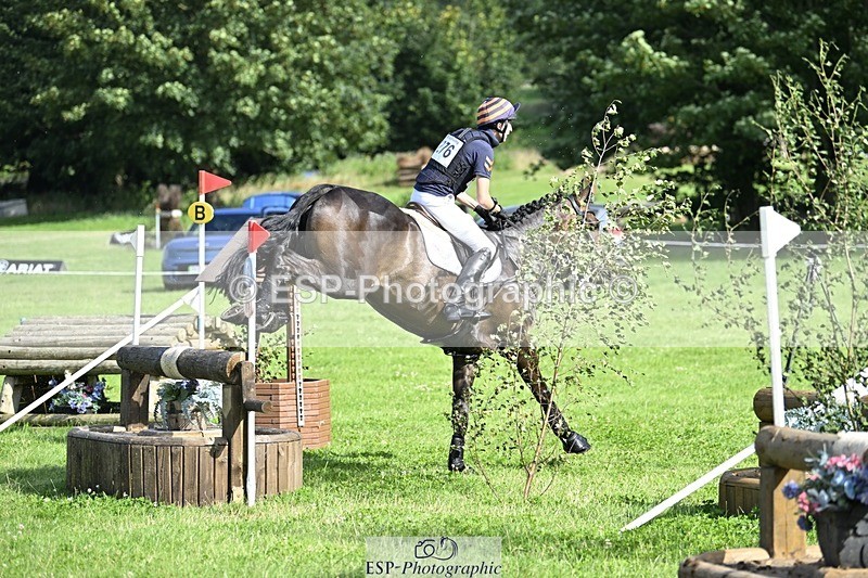 240803-164517-10078 - 276-Max_Forster-CELTIC_CROSS