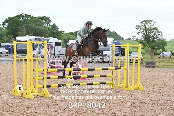 BPP_8042 - CLASS 11 SUN Senior BritiNovice/ 90cm Open