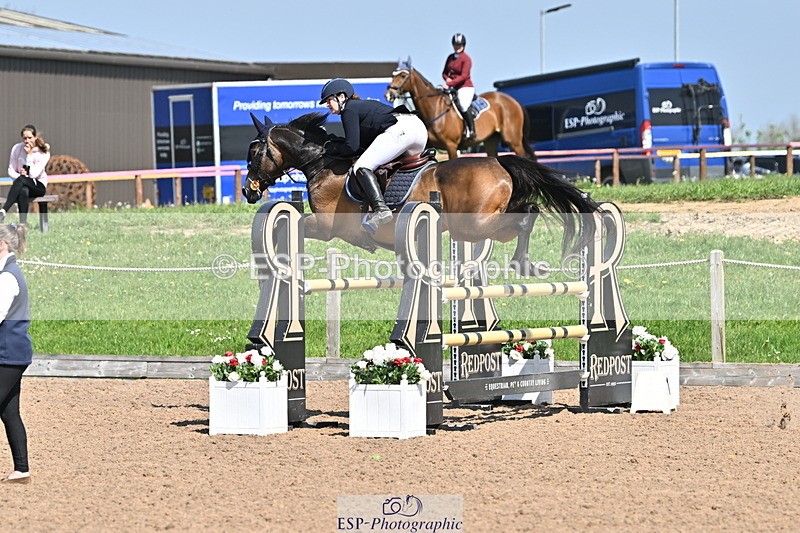 240509A-111126-01064 - Cls 9 Snr 1.20m Open