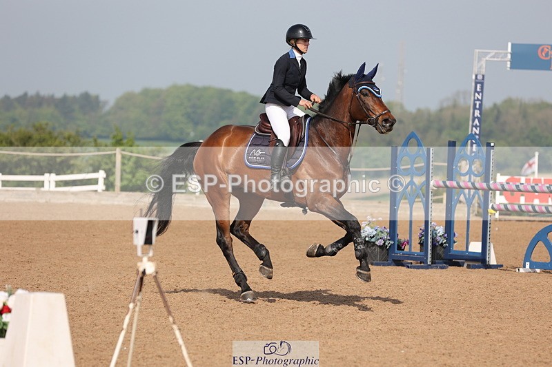 240511A-093848-11163 - Cls 32 Foxhunter