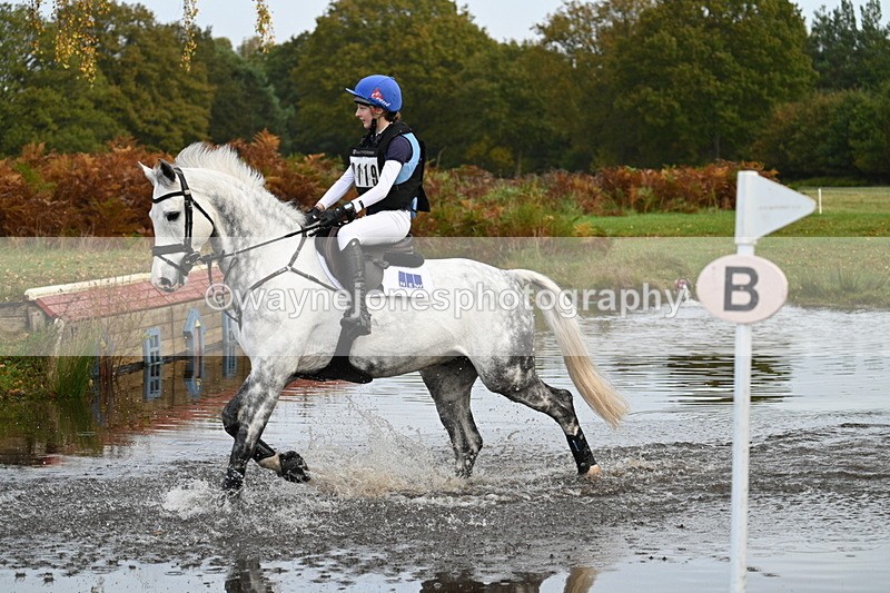 WJ7_0158 - 80cm Cam 2 Water Time 10:45 to 11:06