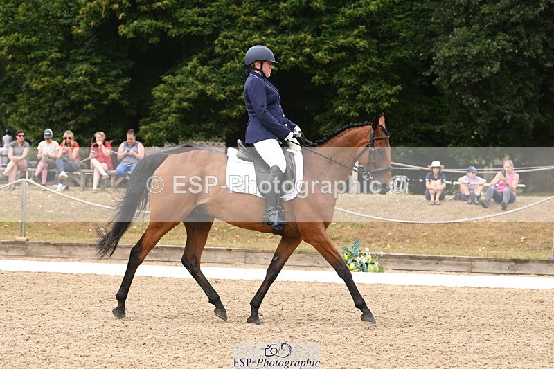 250719A-120851-04616 - 017-Samantha.Meech-Breezeblock