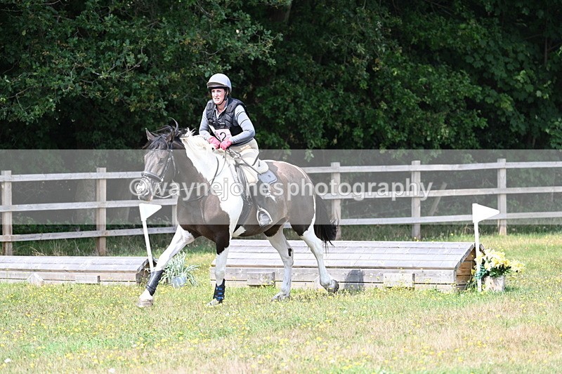 WJ7_2410 - XC Time 12:04 to 12:16