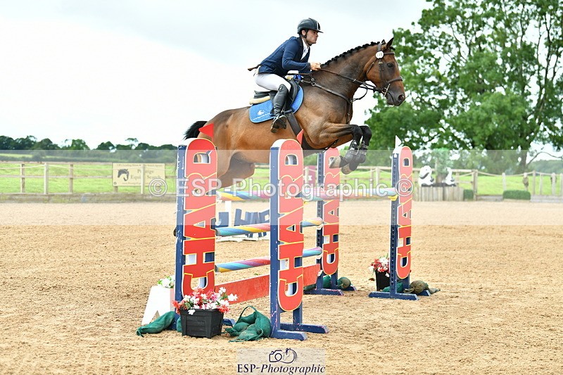 230723A-100207-10748 - Cls 4, 2 Star Small 1.30m