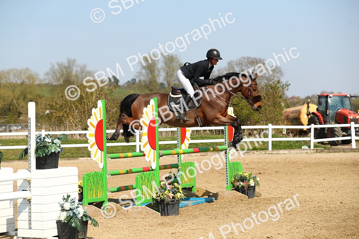 SBM_001157 - Class 4 - Senior Newcomers - 1.10m