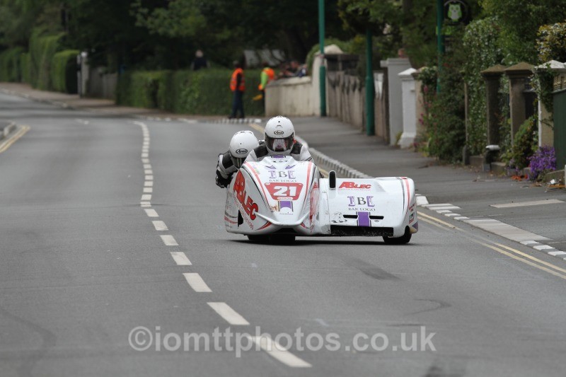 Darren Hope & Paul Bumfrey - Sure Sidecar Race 2