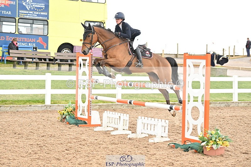 240419A-135807-08373 - Cls 18, 1 Star Silver Tour 1.20m