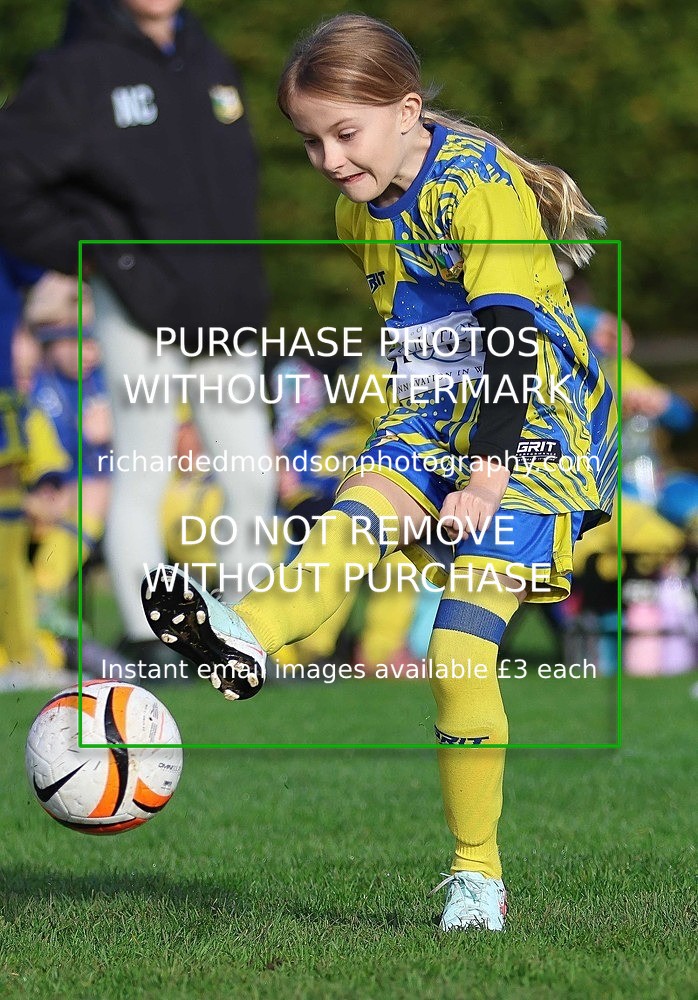 533A3211 - Kendal United Girls U9 gallery