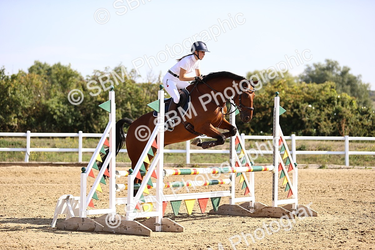 SBM_005623 - Class 9 - Senior British Novice - 90cm