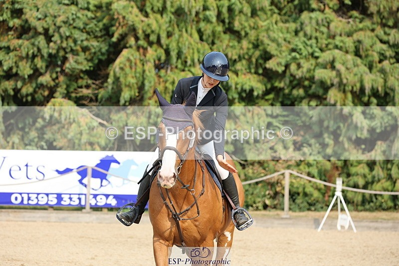 250816A-160954-02679 - Cls 9 Snr 1.10m Open