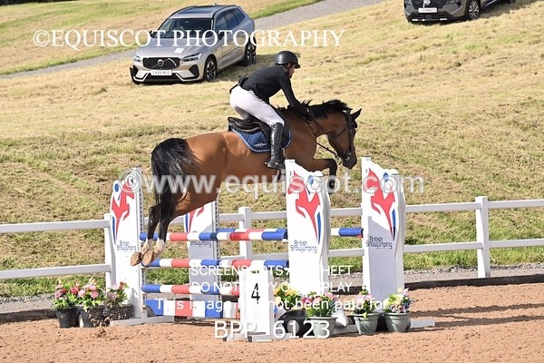 BPP_6123 - CLASS 11 THURS GFS Saddles Senior Newcomers/1.10m Open