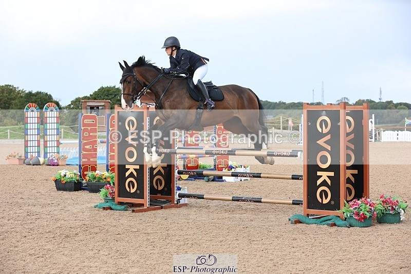 250911-110356-00819 - Cls 2 Snr Newcomers