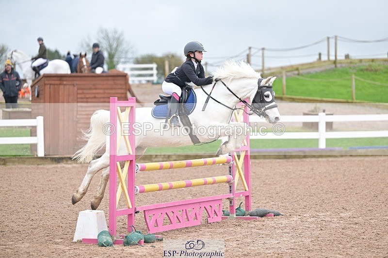 251116-113846-01265 - Cls 5 Pony Discovery and 90cm Open