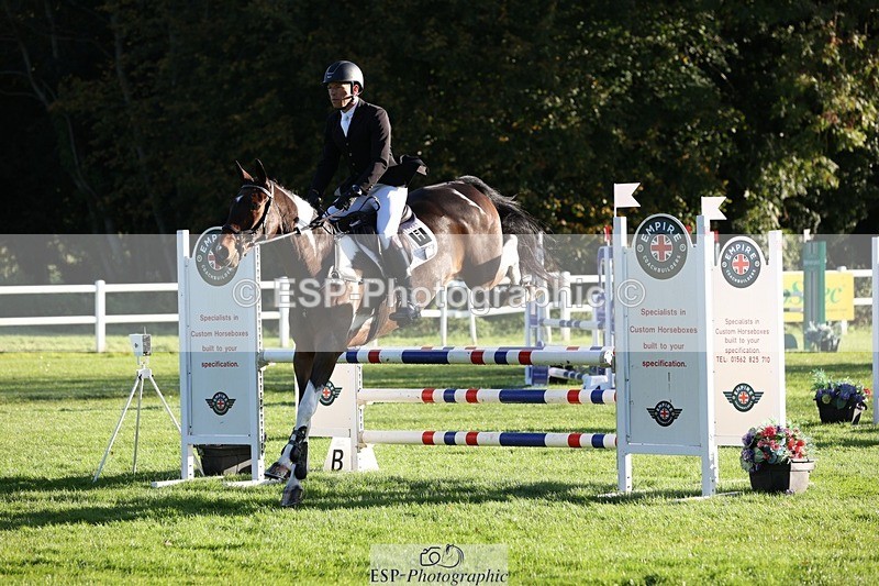 231022-093455-23972 - 640-UP.TO.MISCHIEF-Will.van.Ufford-TrotUp+SJ