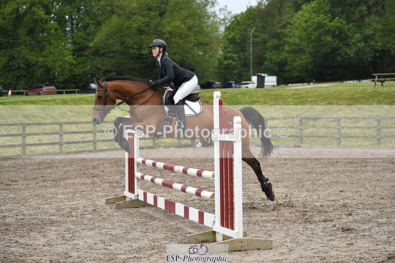 230512-094929-00401 - Cls 10 Snr 85cm Schooling