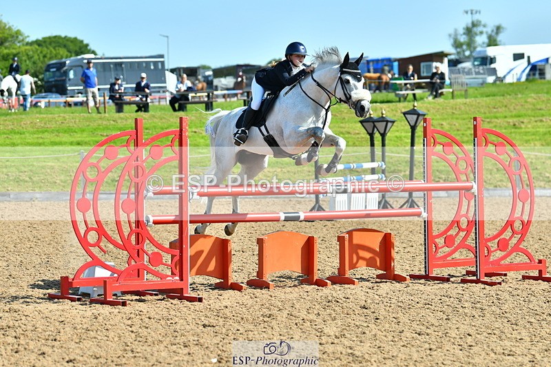 230527A-095318-03083 - Cls 13 Snr 1.05m + 1.10m Open