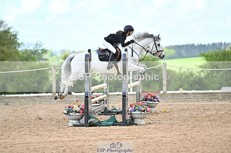 240504A-120219-01381 - Cls 3 Pony Discovery & 90cm Open