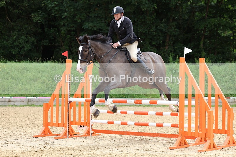 3E7A6402 - Class 4: Senior British Novice/90cm open