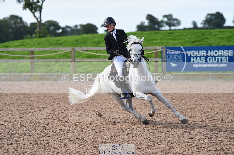 230716A-091346-01857 - Cls 32 Stepping Stones 128cm & 138cm