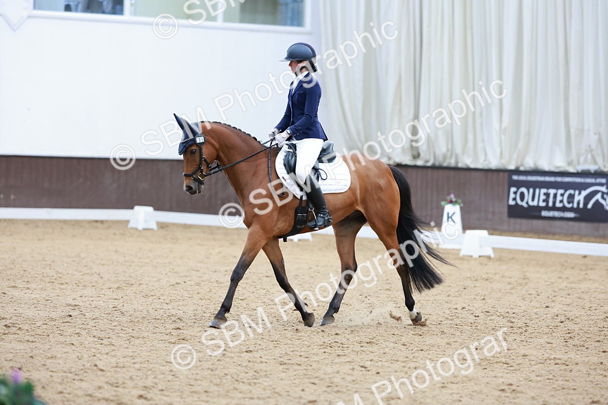 SBM_009102 - Class 6b - Novice 6 - 11.02-12.19